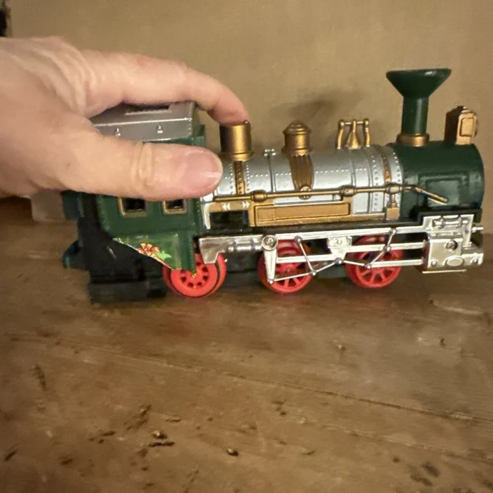 Goldlox Toys Gold Ox Express Plastic Train 2 Pieces WORKING - Picture 14 of 14